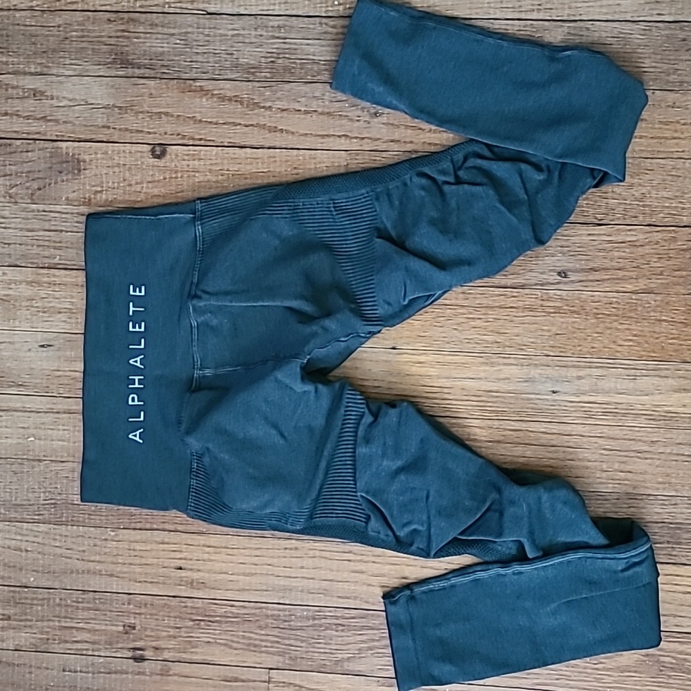 Alphalete Aero Legging